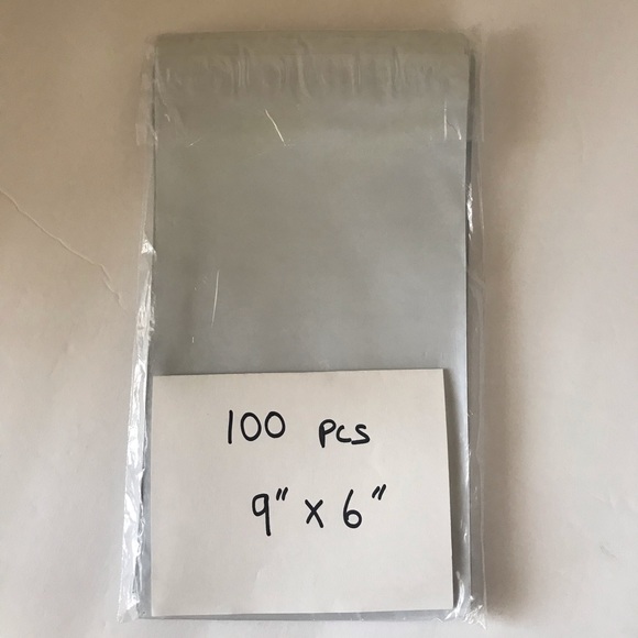 Accessories - 100 Poly Bags 9X6” Gray Plain Self Sealing Strip